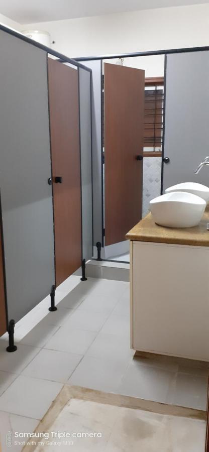 העיר בנגלור Chirpy Co-Living Space & Hostel מראה חיצוני תמונה